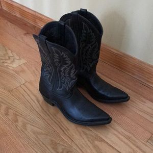 Laredo Ladies Boots size 6.5